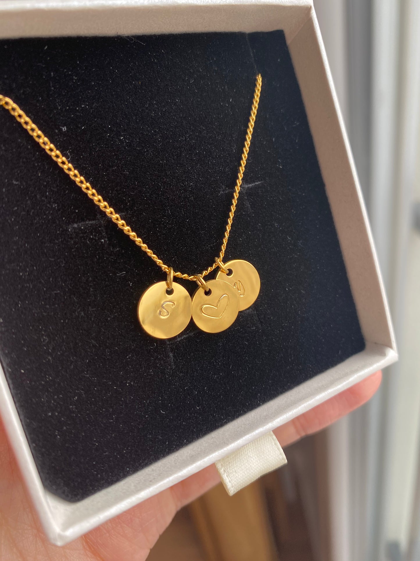 Collier gravé MILA
