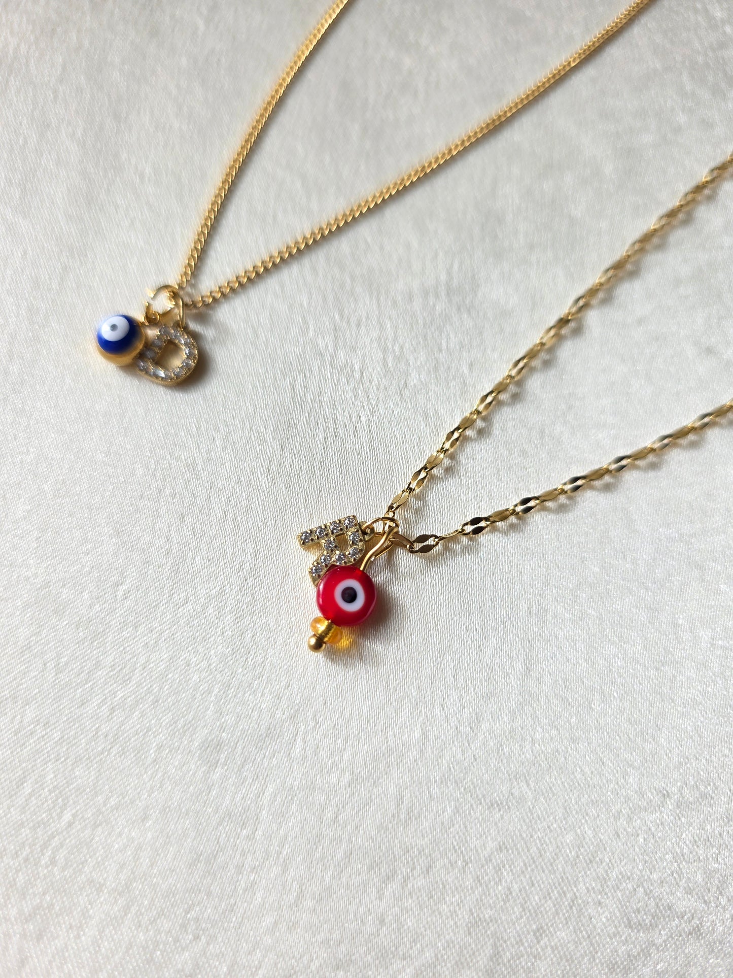 Collier initial JOURI