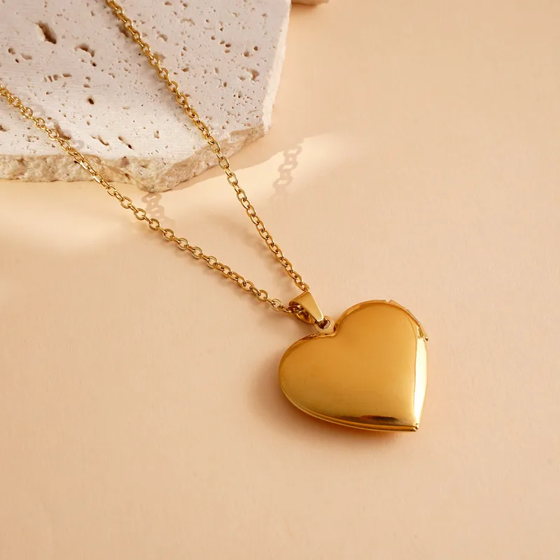 Collier cœur médaillon personnalisé – Photo & message gravé